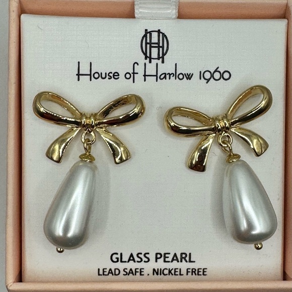 House of Harlow 1960 Gold Bow and Pearl Drop Earrings - Picture 4 of 6